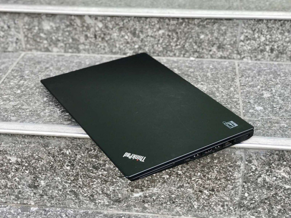 Ноутбук Lenovo ThinkPad T470 / 14&quot; (1600x900) TN / Intel Core i5-6200U (2 (4) ядра по 2.3 - 2.8 GHz) / 8 GB DDR4 / 256 GB SSD / Intel HD Graphics 520 / WebCam / Win 10 / АКБ NEW - 4