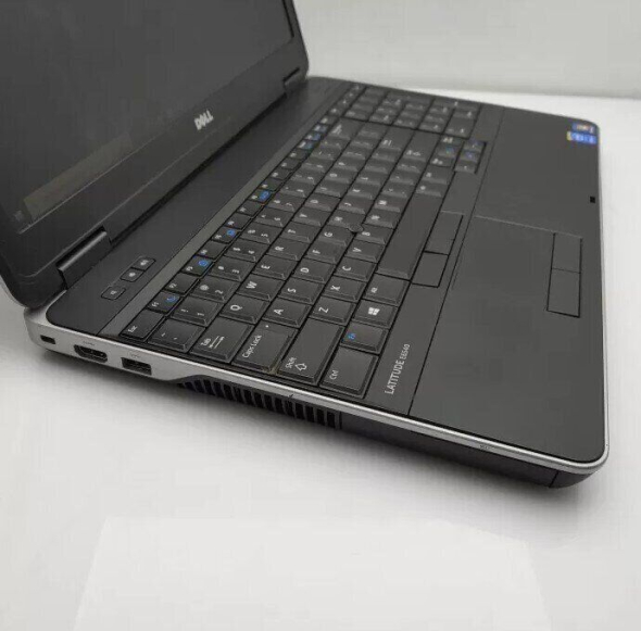 Ноутбук Dell Latitude E6540 / 15.6&quot; (1366x768) TN / Intel Core i5-4300M (2 (4) ядра по 2.6 - 3.3 GHz) / 8 GB DDR3 / 240 GB SSD / Intel HD Graphics 4600 / WebCam / DVD-ROM / Win 10 Home - 4