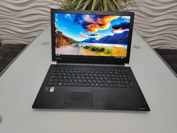 Ноутбук Б-класс Toshiba Satellite Pro A50-C-136 / 15.6&quot; (1920x1080) TN / Intel Core i5-5200U (2 (4) ядра по 2.2 - 2.7 GHz) / 8 GB DDR3 / 256 GB SSD / Intel HD Graphics 5500 / WebCam / DVD-ROM / HDMI - 2