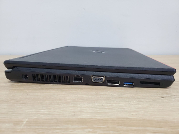 Ноутбук Б-класс Fujitsu LifeBook E546 / 14&quot; (1920x1080) IPS / Intel Core i5-6200U (2 (4) ядра по 2.3 - 2.8 GHz) / 8 GB DDR4 / 240 GB SSD / Intel HD Graphics 520 / WebCam / Win 10 Pro - 5