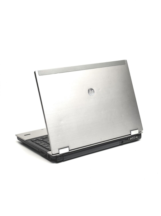 Ноутбук A-класс HP EliteBook 8440p / 14&quot; (1366x768) TN / Intel Core i5-520M (2 (4) ядра по 2.4 - 2.93 GHz) / 4 GB DDR3 / 256 GB SSD / Intel HD Graphics / WebCam / DVD-RW - 6