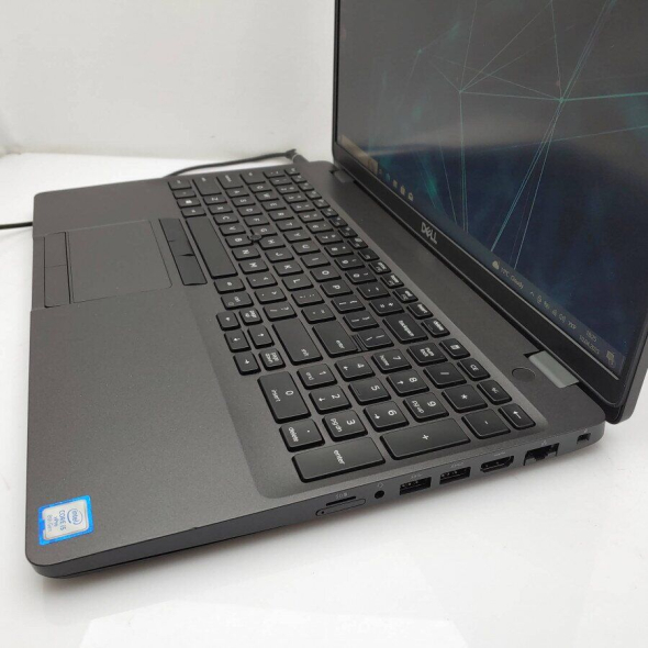 Ноутбук Dell Latitude 5500 / 15.6&quot; (1366x768) TN / Intel Core i5-8365U (4 (8) ядра по 1.6 - 4.1 GHz) / 8 GB DDR4 / 512 GB SSD / Intel UHD Graphics 620 / WebCam / Win 10 Pro - 5