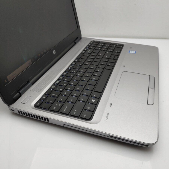 Ноутбук HP ProBook 650 G2 / 15.6&quot; (1366x768) TN / Intel Core i5-6200U (2 (4) ядра по 2.3 - 2.8 GHz) / 8 GB DDR4 / 500 GB HDD / Intel HD Graphics 520 / WebCam / DVD-ROM / Win10 Pro - 4