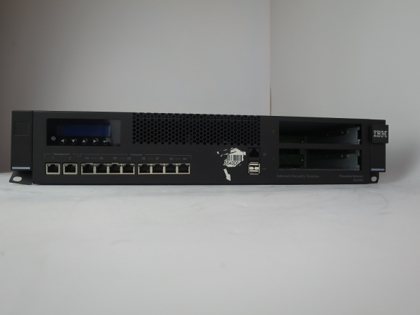 IBM Proventia Network Internet Security System GX5008 - 2