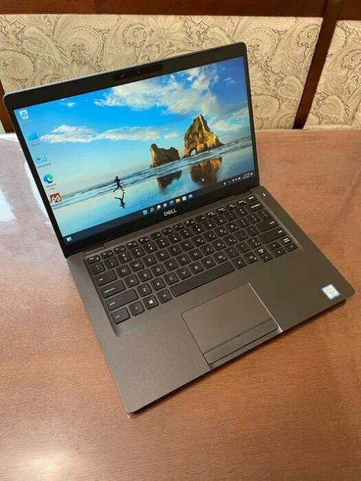 Ультрабук Dell Latitude 5401 / 14&quot; (1920x1080) IPS / Intel Core i5-9400H (4 (8) ядра по 2.5 - 4.3 GHz) / 8 GB DDR4 / 256 GB SSD / Intel UHD Graphics 630 / WebCam - 2