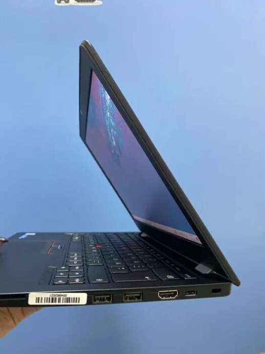 Ультрабук Lenovo ThinkPad 13 / 13.3&quot; (1366x768) TN / Intel Core i5-6300U (2 (4) ядра по 2.4 - 3.0 GHz) / 8 GB DDR4 / 256 GB SSD / Intel HD Graphics 520 / WebCam / Windows 10 - 7