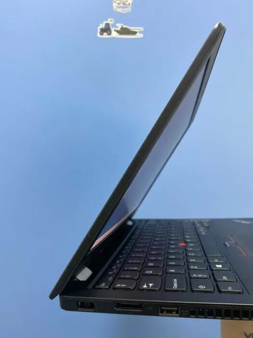 Ультрабук Lenovo ThinkPad 13 / 13.3&quot; (1366x768) TN / Intel Core i5-6300U (2 (4) ядра по 2.4 - 3.0 GHz) / 8 GB DDR4 / 256 GB SSD / Intel HD Graphics 520 / WebCam / Windows 10 - 6