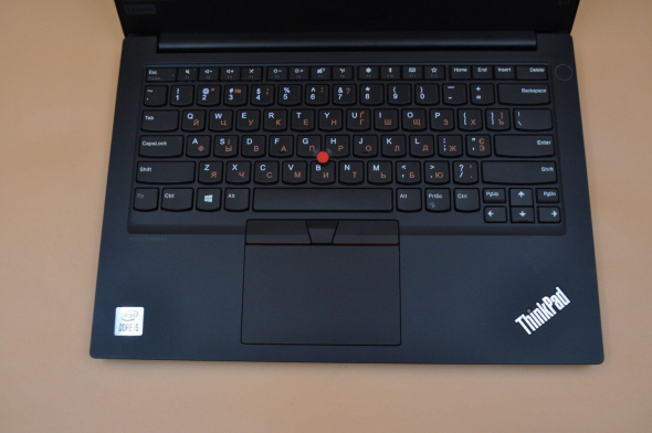 Ноутбук Lenovo ThinkPad E14 / 14'' (1920x1080) IPS / Intel Core i5-10210U (4 (8) ядра по 1.6 - 4.2 GHz) / 16 GB DDR4 / 256 GB SSD M.2 / Intel UHD Graphics / WebCam / HDMI - 3