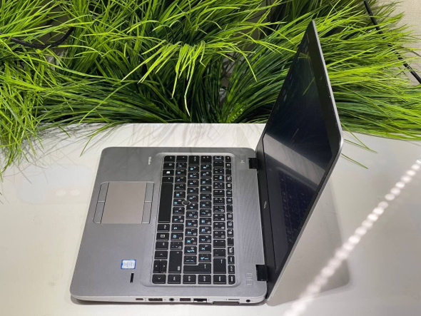 Ноутбук HP EliteBook 840 G4 / 14&quot; (1920x1080) TN / Intel Core i5-7200U (2 (4) ядра по 2.5 - 3.1 GHz) / 8 GB DDR4 / 480 GB SSD / Intel HD Graphics 620 / WebCam - 4