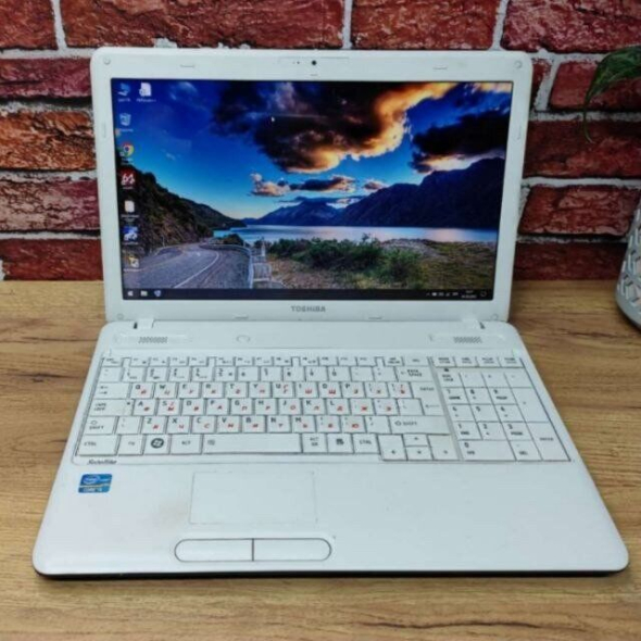 Ноутбук Toshiba Satellite C660 / 15.6&quot; (1366x768) TN / Intel Core i5-2410M (2 (4) ядра по 2.3 - 2.9 GHz) / 8 GB DDR3 / 128 GB SSD / Intel HD Graphics / WebCam / VGA - 2