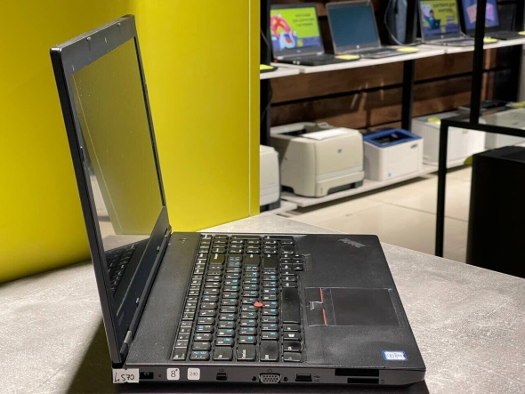 Ноутбук Lenovo ThinkPad L570 / 15.6&quot; (1920x1080) IPS / Intel Core i5-6200U (2 (4) ядра по 2.3 - 2.8 GHz) / 8 GB DDR4 / 480 GB SSD / Intel HD Graphics 520 / WebCam - 3