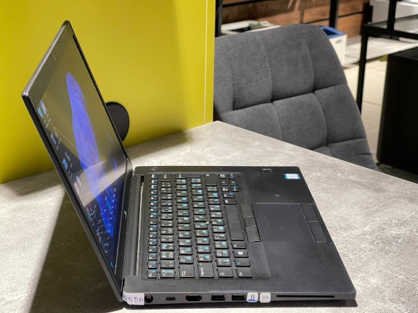 Ноутбук Dell Latitude E7490 / 14&quot; (1920x1080) IPS / Intel Core i5-8250U (4 (8) ядра по 1.6 - 3.4 GHz) / 8 GB DDR4 / 480 GB SSD / Intel UHD Graphics 620 / WebCam - 3