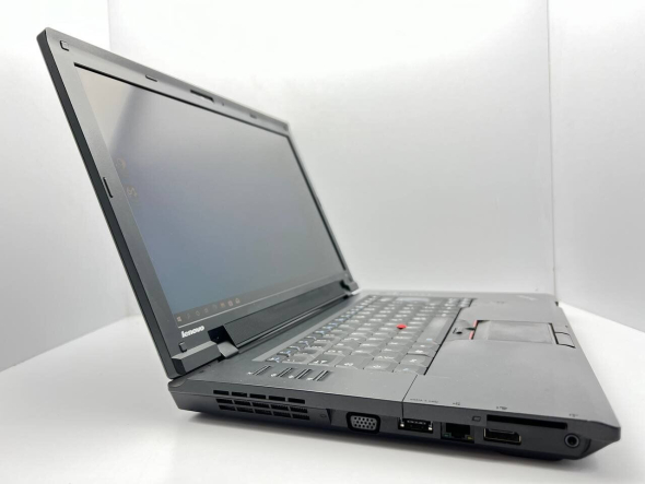 Ноутбук Б-класс Lenovo ThinkPad L512 / 15.6&quot; (1366x768) TN / Intel Core i5-480M (2 (4) ядра по 2.66 - 2.93 GHz) / 4 GB DDR3 / 240 GB SSD / AMD Radeon HD 4500, 512 MB DDR3, 64-bit - 3
