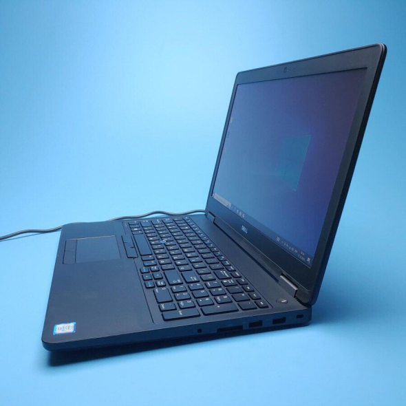 Ноутбук Б-класс Dell Latitude E5570 / 15.6&quot; (1366x768) TN / Intel Core i5-6440HQ (4 ядра по 2.6 - 3.5 GHz) / 8 GB DDR4 / 240 GB SSD / Intel HD Graphics 530 / WebCam / Win 10 Pro - 5