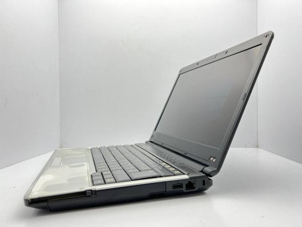 Ноутбук Fujitsu Б-класс LifeBook FGNB225 / 13.3&quot; (1366x768) TN / Intel Core i7-2620M (2 (4) ядра по 2.7 - 3.4 GHz) / 4 GB DDR3 / 500 GB HDD / Intel HD Graphics 3000 / WebCam - 4