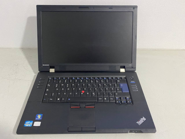 Ноутбук Б-класс Lenovo ThinkPad L520 / 15.6&quot; (1366x768) TN / Intel Core i5-2410M (2 (4) ядра по 2.3 - 2.9 GHz) / 8 GB DDR3 / 128 GB SSD / Intel HD Graphics 3000 / VGA - 2