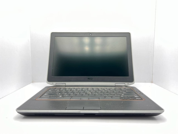 Ноутбук Б-класс Dell Latitude E6320 / 13.3&quot; (1366x768) TN / Intel Core i5-2520M (2 (4) ядра по 2.5 - 3.2 GHz) / 4 GB DDR3 / 500 GB HDD / Intel HD Graphics 3000 / WebCam / VGA - 2