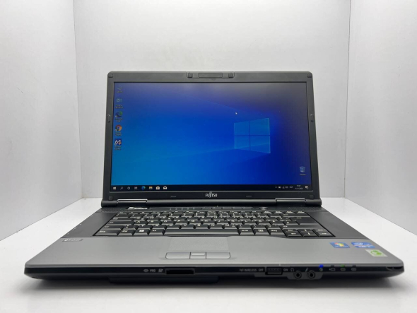 Ноутбук Б-класс Fujitsu LifeBook E752 / 15.6&quot; (1366x768) TN / Intel Core i5-3320M (2 (4) ядра по 2.6 - 3.3 GHz) / 4 GB DDR3 / 240 GB SSD / Intel HD Graphics 4000 / WebCam - 2