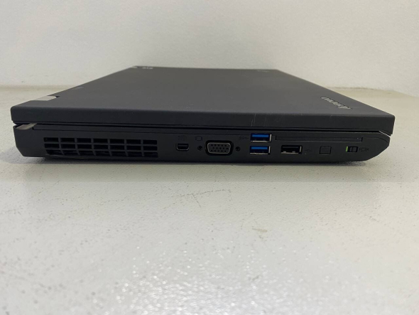 Ноутбук Lenovo ThinkPad T530i / 15.6&quot; (1366x768) TN / Intel Core i5-3340M (2 (4) ядра по 2.7 - 3.4 GHz) / 16 GB DDR3 / 240 GB SSD / Intel HD Graphics 4000 / WebCam / VGA - 3